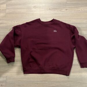 ALO Yoga Burgundy Crewneck Sweater